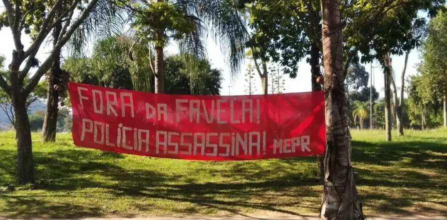 RJ Uerj und UFF Studenten verurteilen die terroristische Aktion im Complexo do Alemão 1