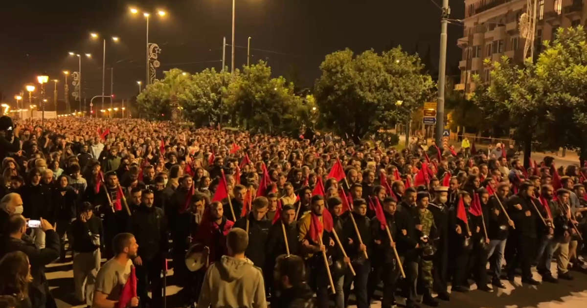 Griechenland Demonstration in Gedenken an den Studenten Aufstand 1973 und gegen die Yankees 1