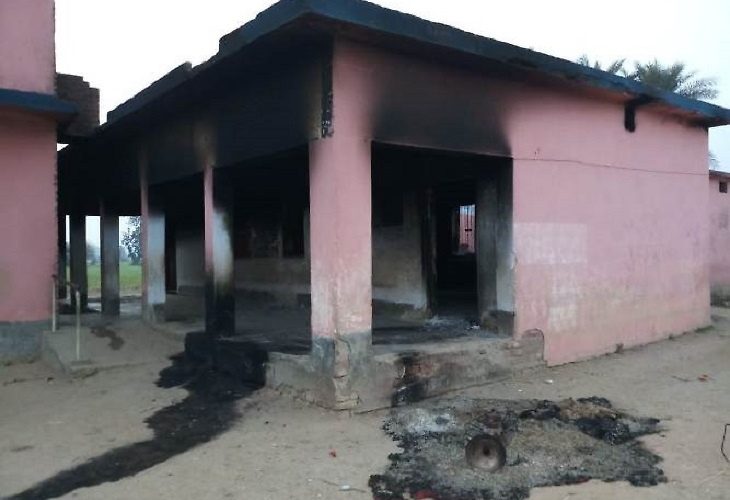 Maoists burn school 730x500