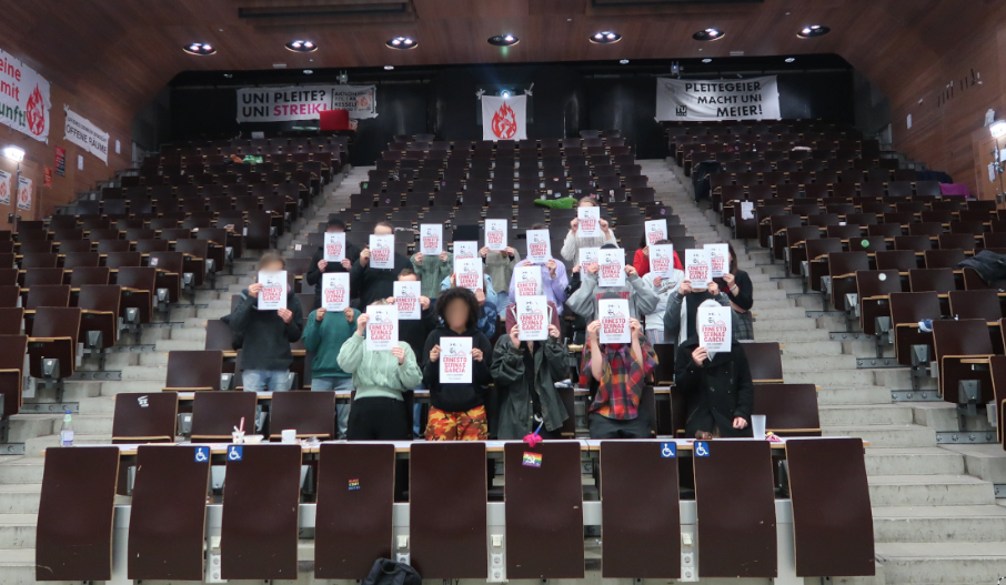 Solidarität mit Mexiko im besetzten Hörsaal der Uni Wien 4