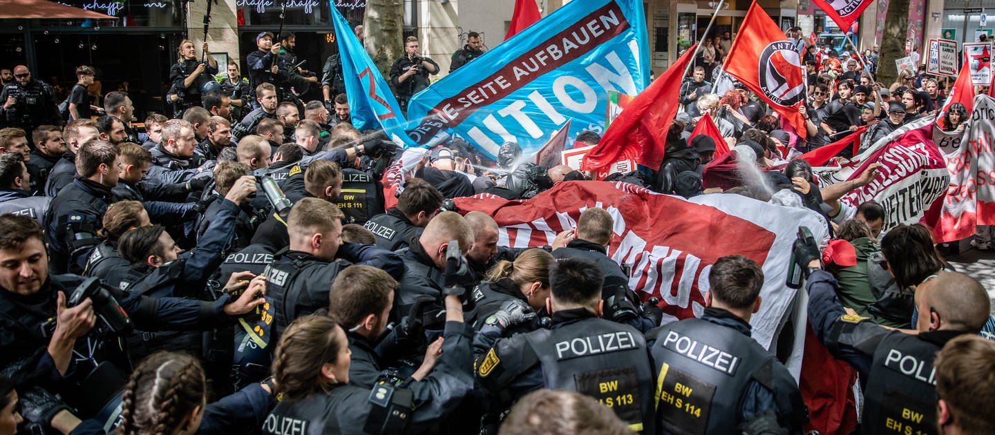 Police violence and lies in the media