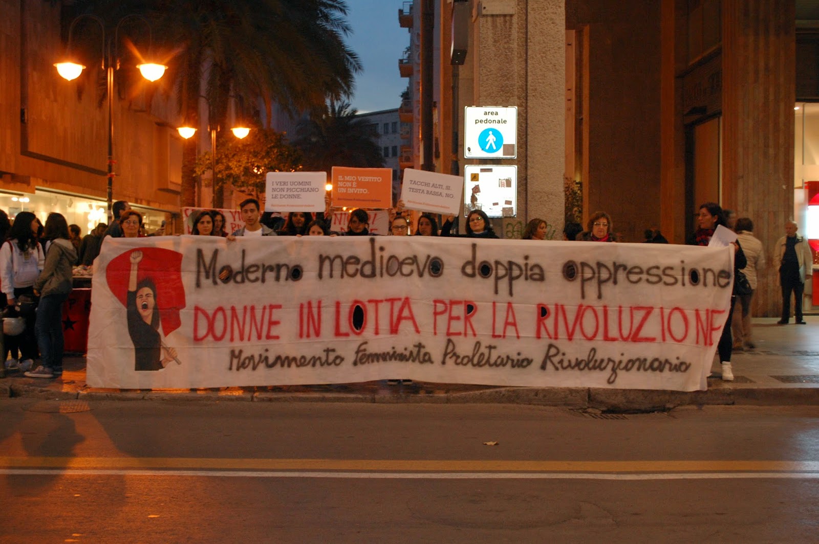 International | Internationaler Tag gegen Gewalt an Frauen