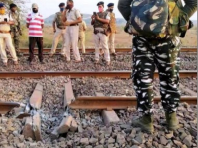 [Indien] Volkskrieg: Angriffe auf Infrastruktur des alten Staates