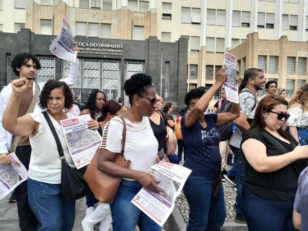 Brasilien: Gerichtserfolg für A Nova Democracia gegen YouTube und Google