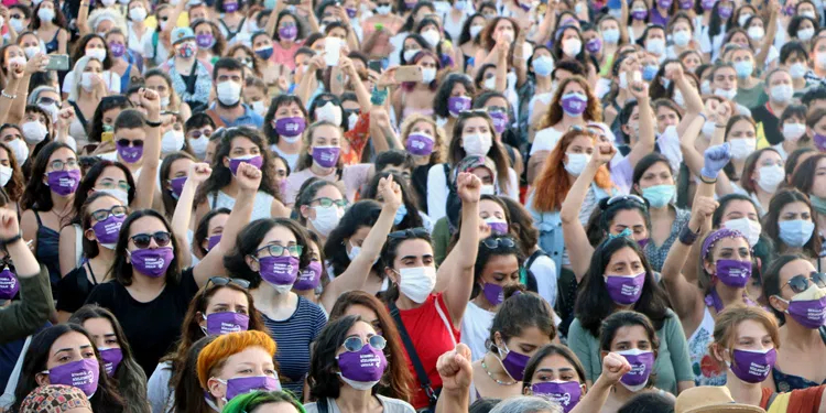 Turkey: Protests against exit from Istanbul Convention