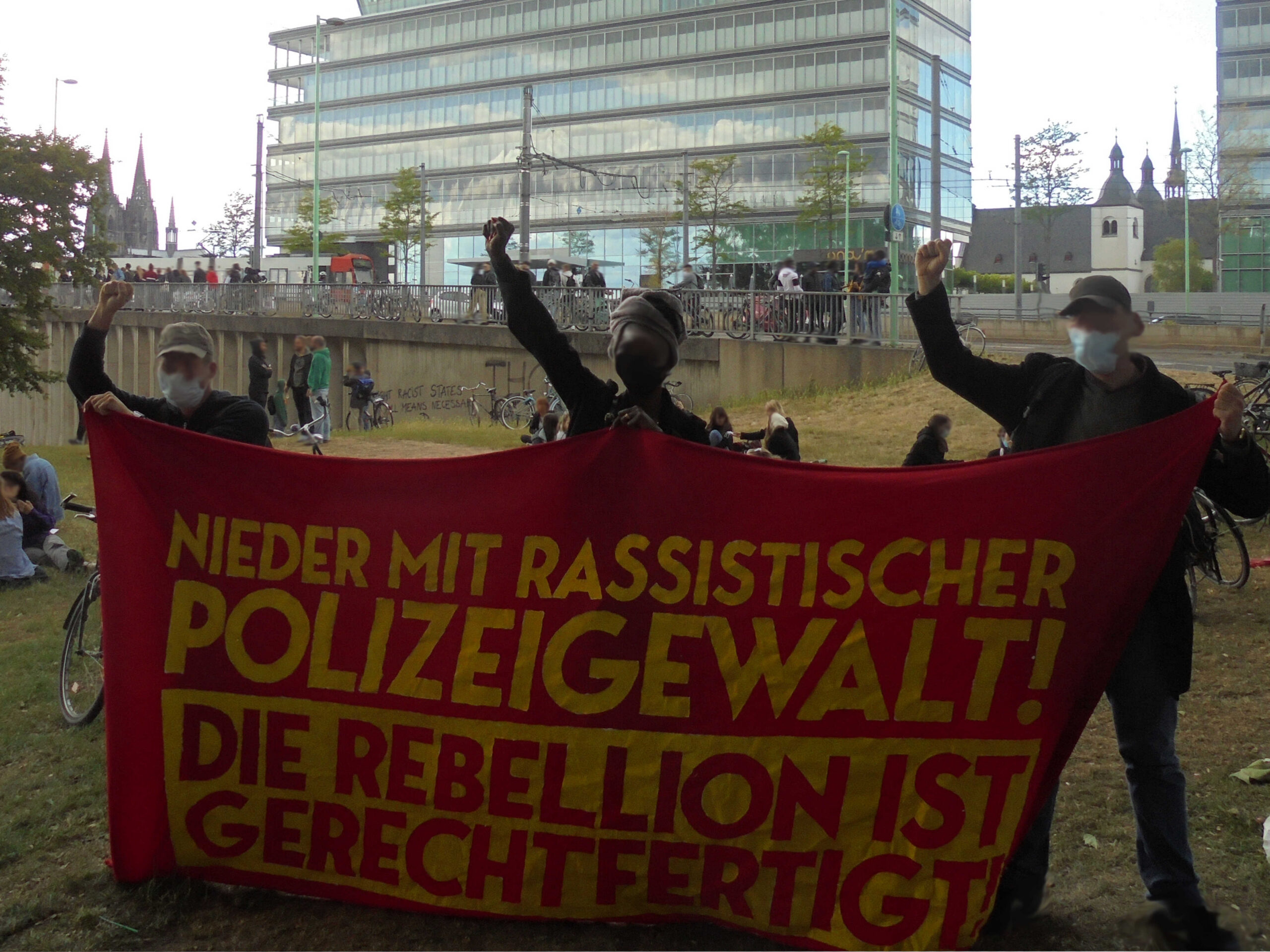 Nicht leise, sondern kämpferisch