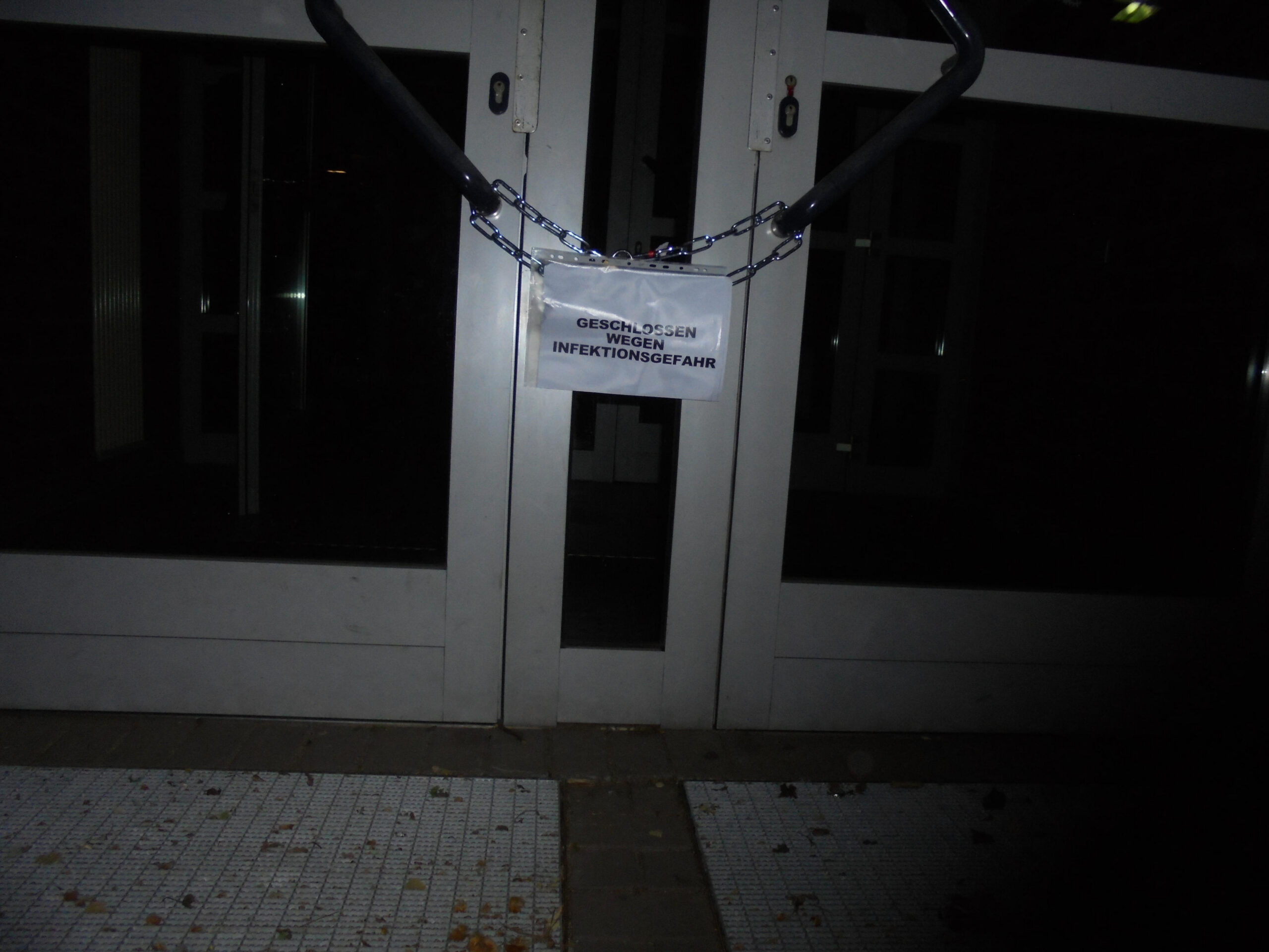 Aktionen gegen die Schulöffnungen und Zwangsprüfungen in NRW