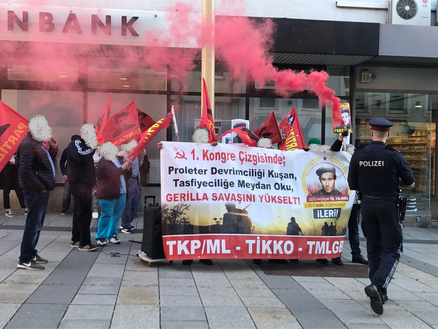 Videos: Aktion in Wien zum Todestag von Genosse Kaypakkaya