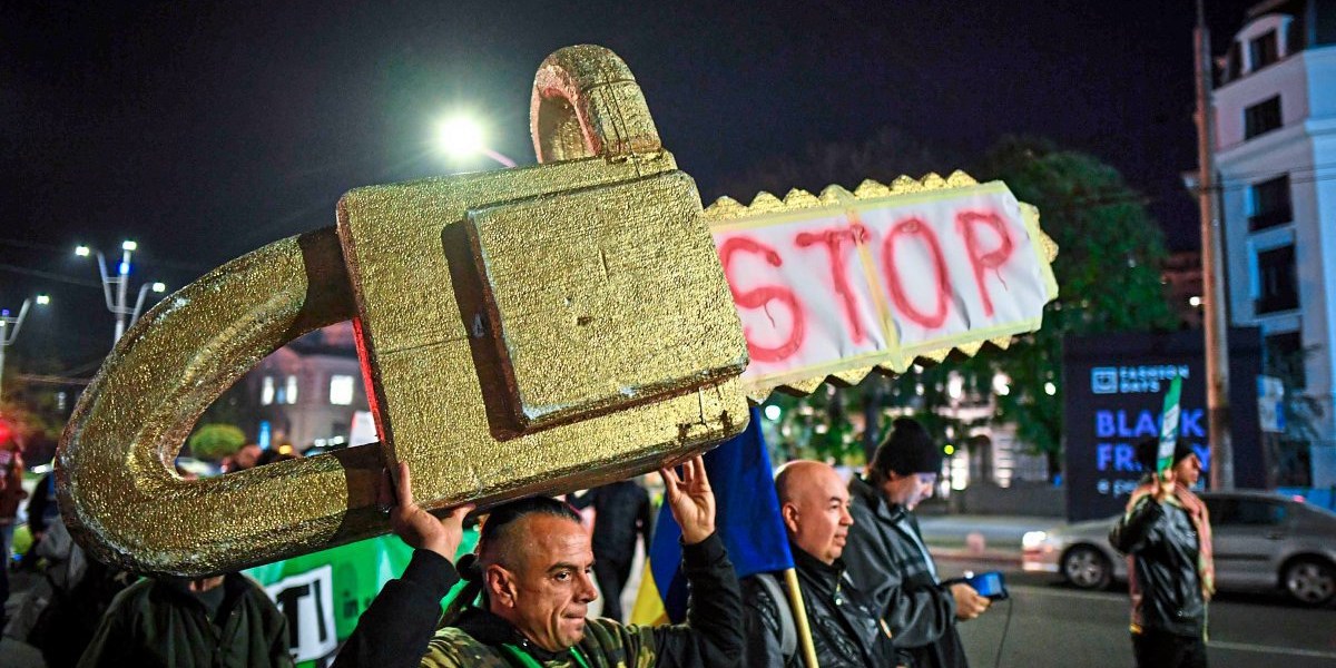 Romania: Wood-mafia? Imperialism!