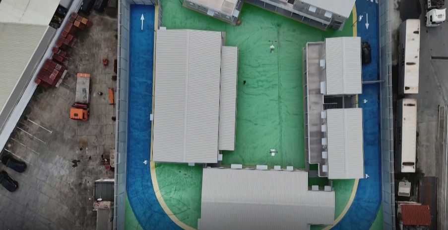 Italienisches Konzentrationslager in Albanien nimmt Betrieb auf