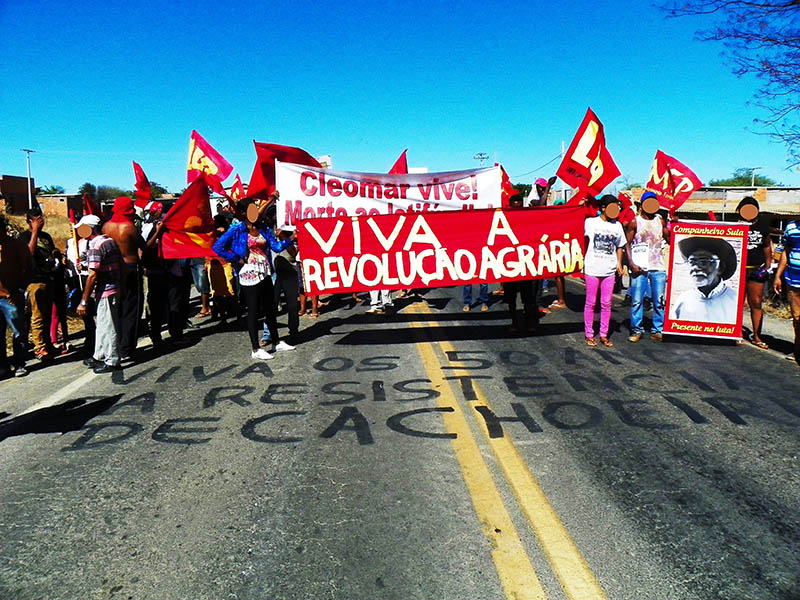 Große Demonstration anlässlich des 50 Jahrestages der Landbesetzung in Cachoeirinha, Brasilien