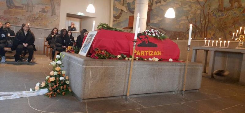 Begräbnisfeier für den türkischen Revolutionär Musa in Stockholm