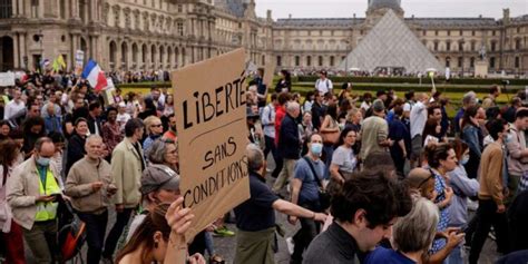 Frankreich: Proteste gegen neue Corona-Regeln