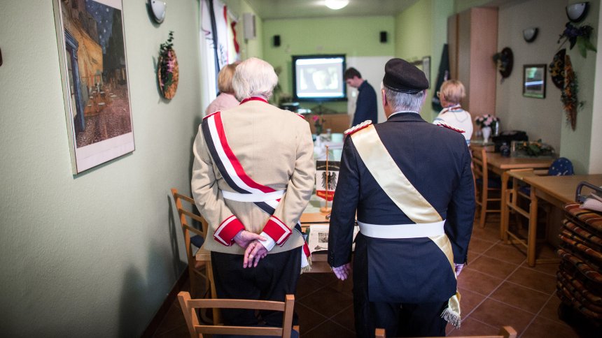 Auf dem rechten Auge blind
