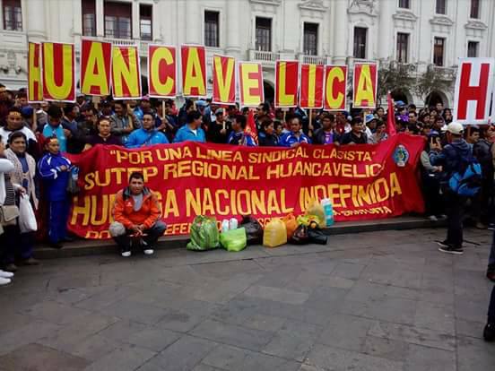 Reports on the day of struggle of the teachers in Peru