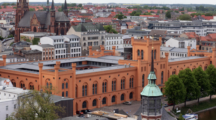 The Office for the Protection of the Constitution of Mecklenburg-Western Pomerania and the contract killing