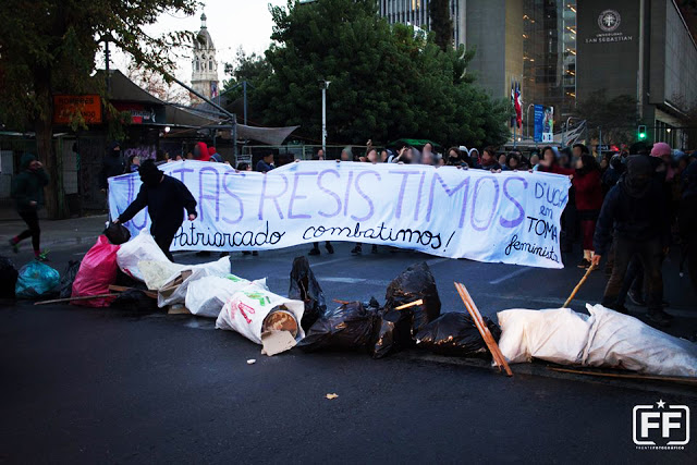 Proteste von Studentinnen in Chile