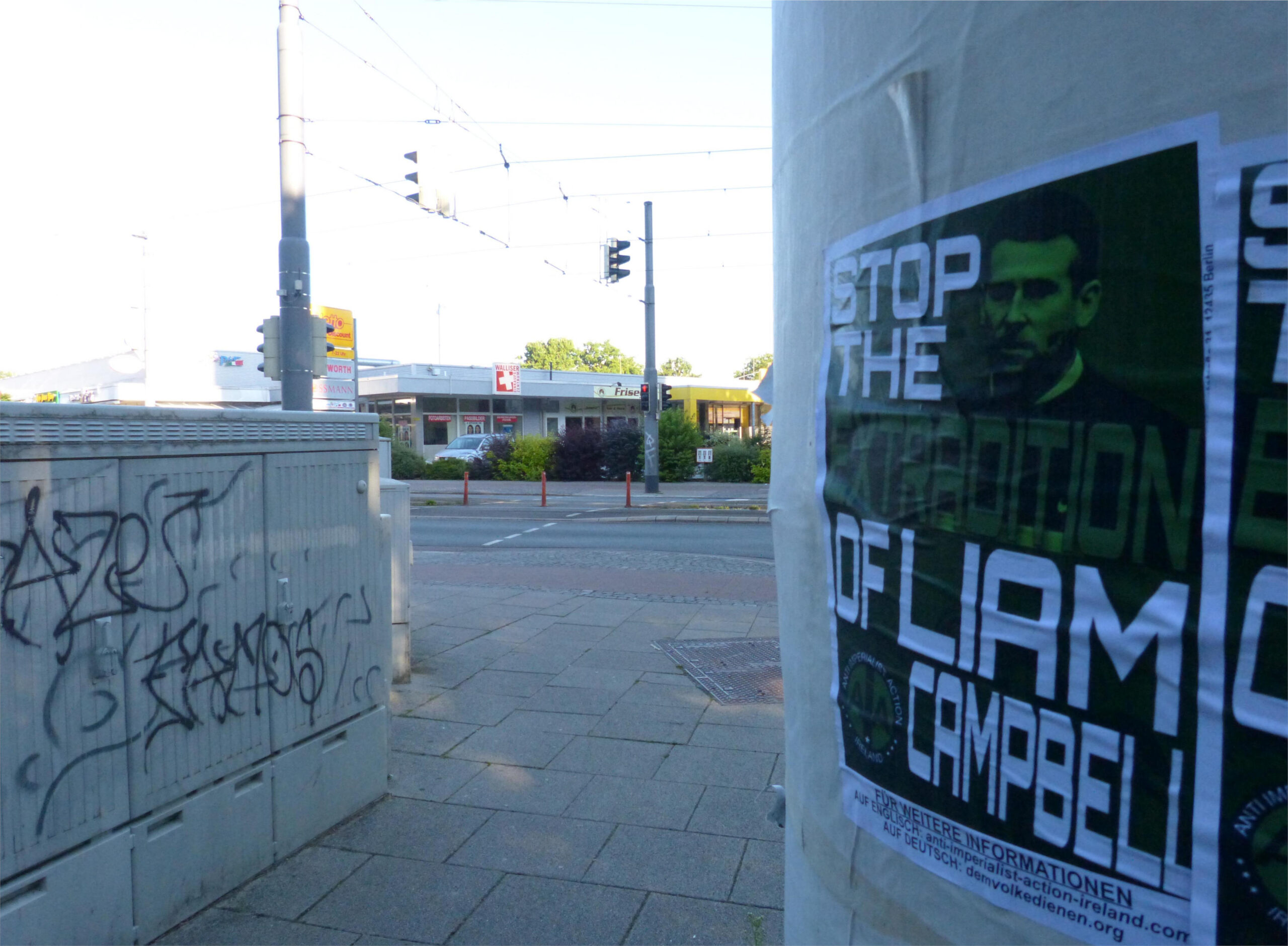 International Solidarity – Posters against the Extradition of Liam Campbell in Bremen
