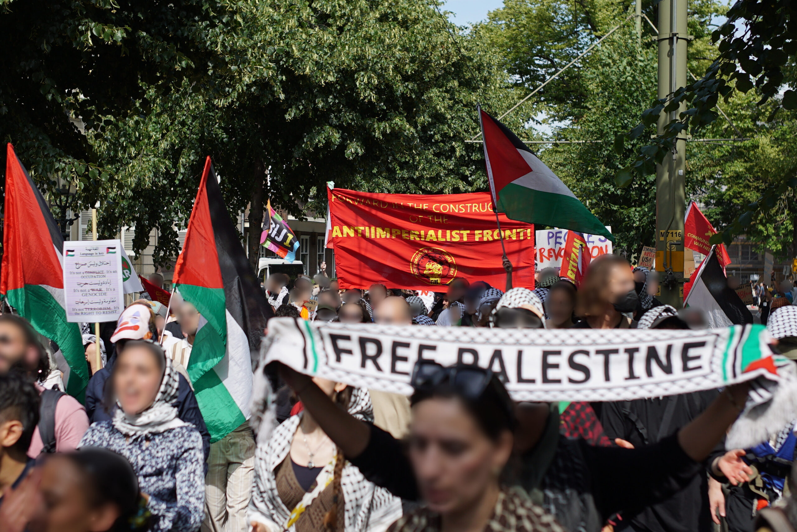 Antiimperialistische Agitation gegen den NATO-Gipfel in Den Haag