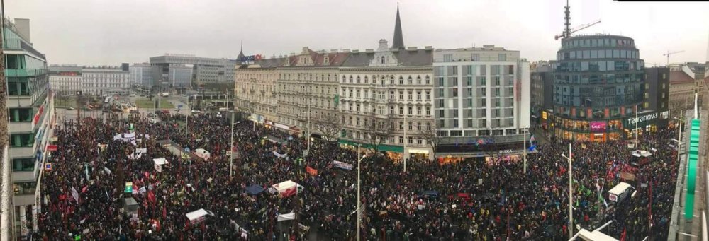Großdemo in Wien: 70.000 demonstrieren gegen die neue Regierung!