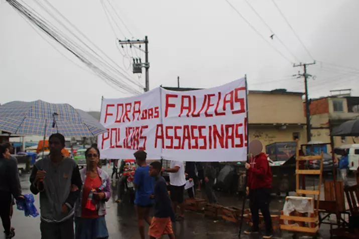 Brasilien: Aktivisten verurteilen das Massaker in der Vila Cruzeiro Favela von Rio de Janeiro
