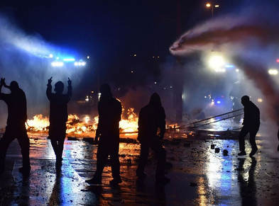 G20: Straßenschlachten in mehreren Stadtteilen