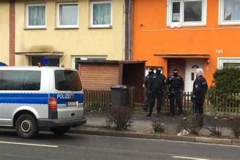 Cyber-Sicherheit? Chemische Kenntnisse? In der BRD verboten!