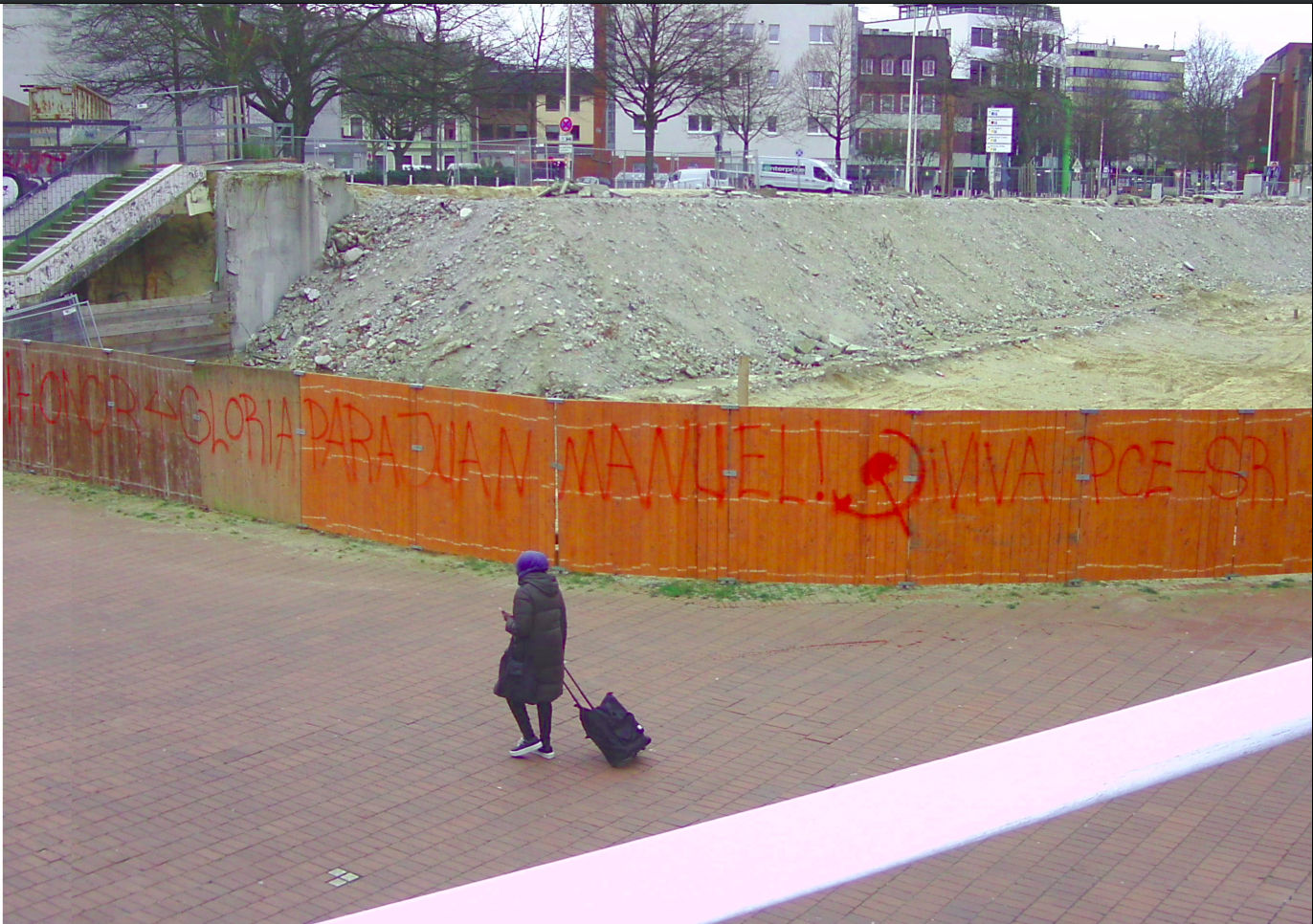 Hamburg: Honor y gloria para el Camarada Juan Manuel!