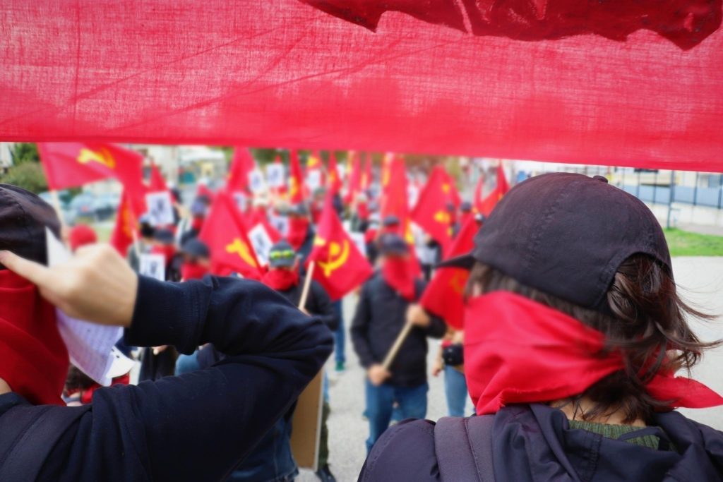 Paris: Powerful Maoist demonstration