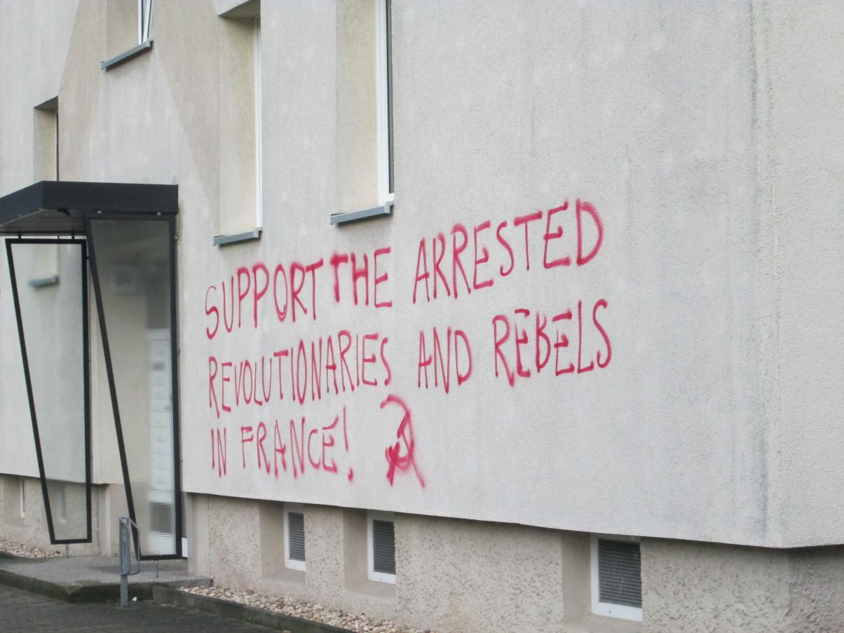 Leipzig: Painting in solidarity with the struggle in France