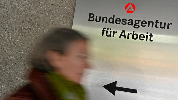 Hessen: Wirtschaftskrise führt zu höherer Arbeitslosigkeit