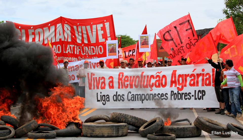 Brasilien | Pedras de Maria da Cruz | Demonstration zum Gedenken an Genossen Cleomar