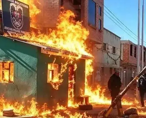 Bolivien: Hauptstadt blockiert, die Massen kämpfen