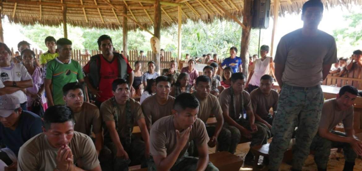 Versammlung Bauern Verhör Soldaten